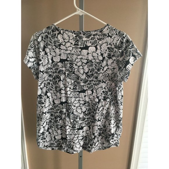 White Stag T-Shirt Beaded Black White Floral Top Medium 8 10 Casual Summer Shirt - Picture 6 of 8